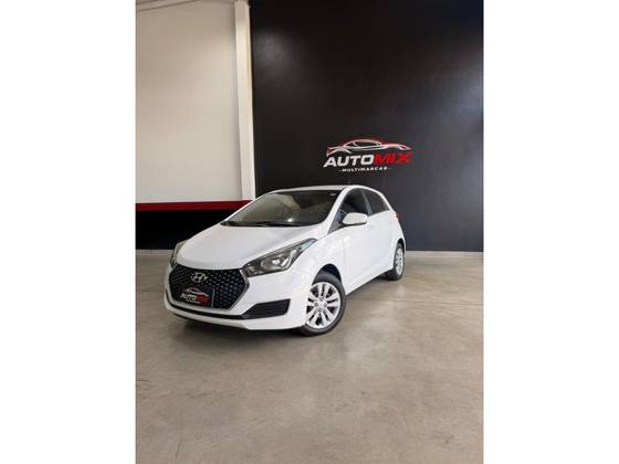 HYUNDAI HB20 1.0 COMFORT 12V FLEX 4P MANUAL HYUNDAI HB20 1.0 COMFORT 12V FLEX 4P MANUAL